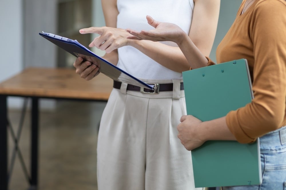 In-House vs Agency Marketing: What Works at Scale?